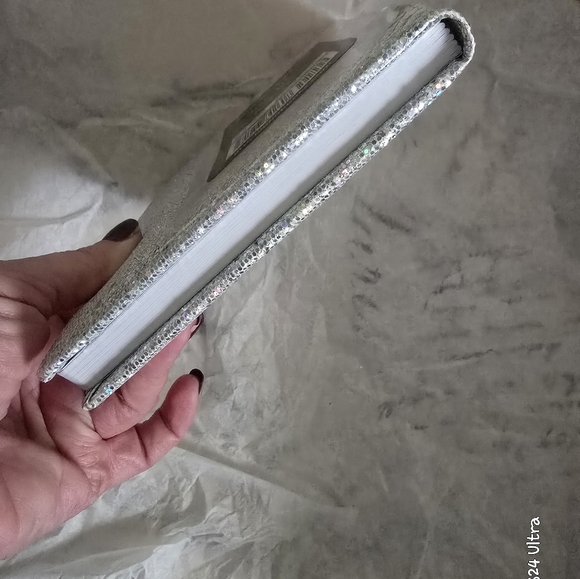 Little Shark Glitter Journal 192 pages New - Picture 6 of 9